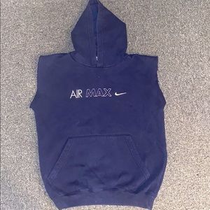 90’s mens/womens vintage nike sweater!